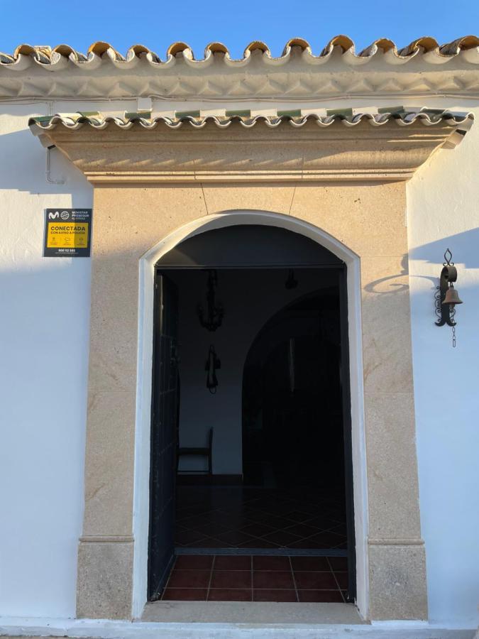 Вилла Cortijo Donana Ла-Пуэбла-де-Касалья Экстерьер фото